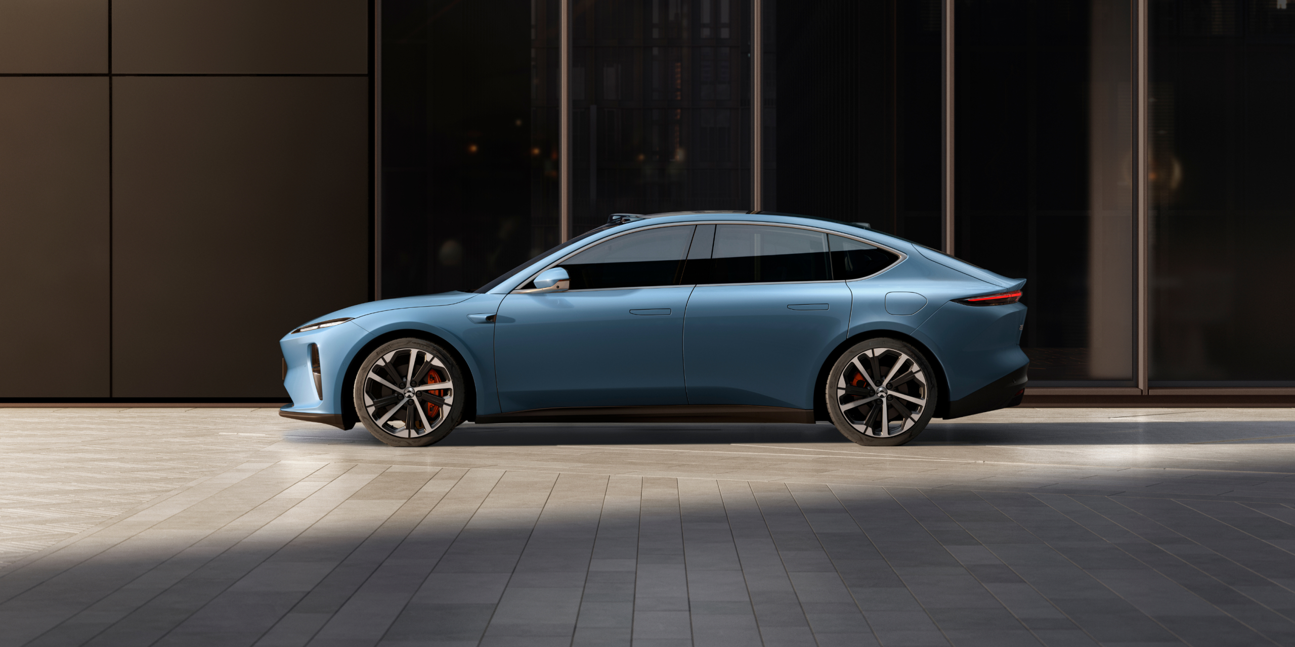 ET5 er en mellomstor elektrisk sedan som kombinerer superbil-ytelse med et vell av teknologier.NIO ET5: Energiforbruk i henhold til WLTP kombinert: 20,8-18,6 kWh / 100 km; kombinert CO2-utslipp: 0 g/km. ET5 er en mellomstor elektrisk sedan som kombinerer superbil-ytelse med et vell av teknologier.NIO ET5: Energiforbruk i henhold til WLTP kombinert: 20,8-18,6 kWh / 100 km; kombinert CO2-utslipp: 0 g/km.